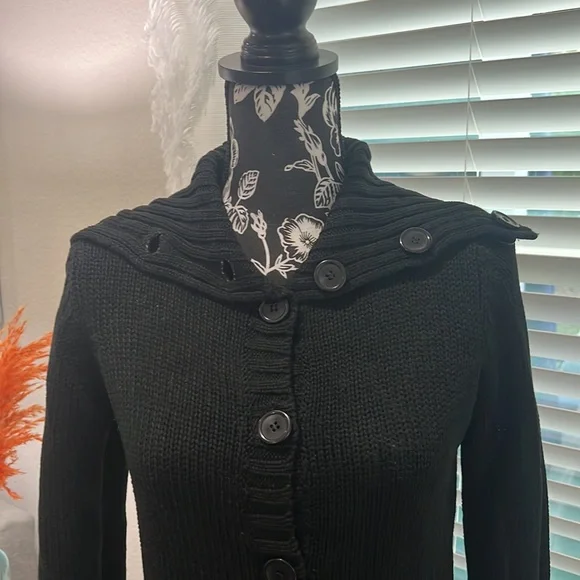 Black turtleneck cardigan sweater 6/8 - Picture 10 of 11